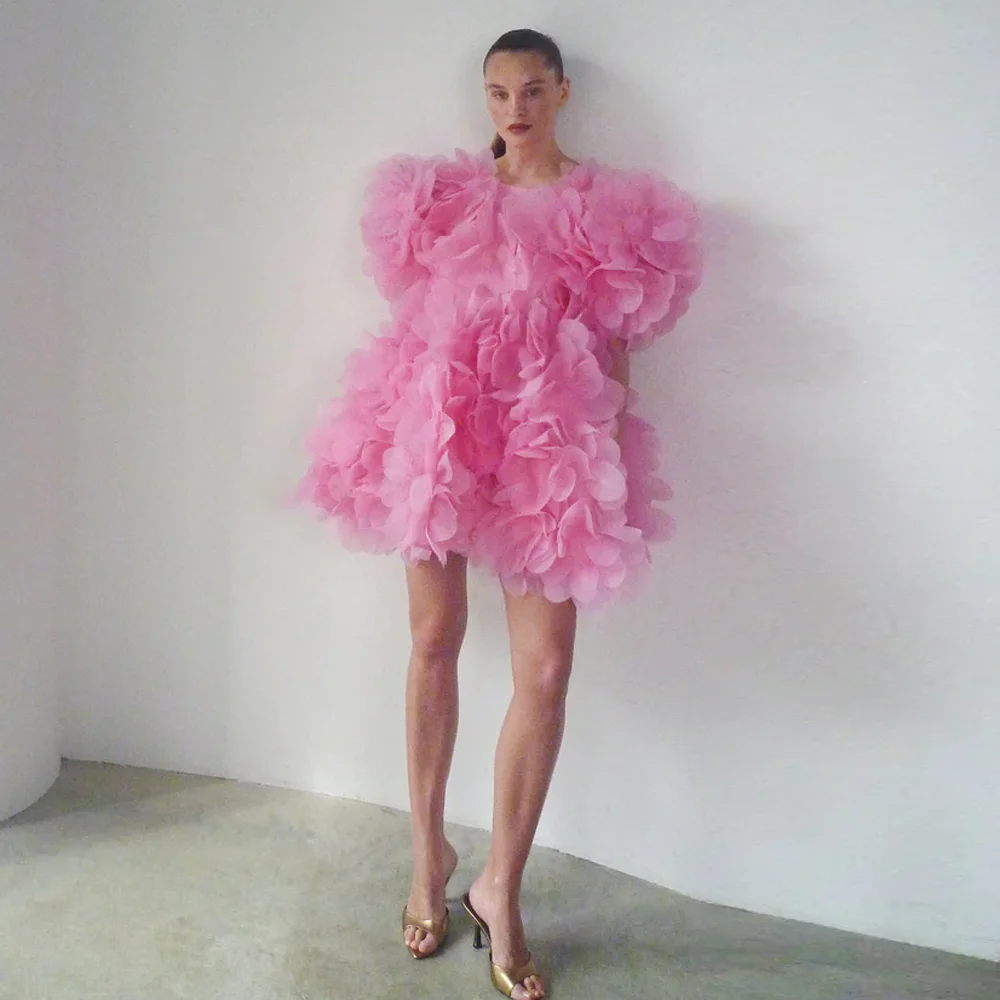 Fada rosa floral mini vestido 2025 nova chegada pétalas de mão curto vestidos de festa de baile fofo organza casamento segundo vestido de gala