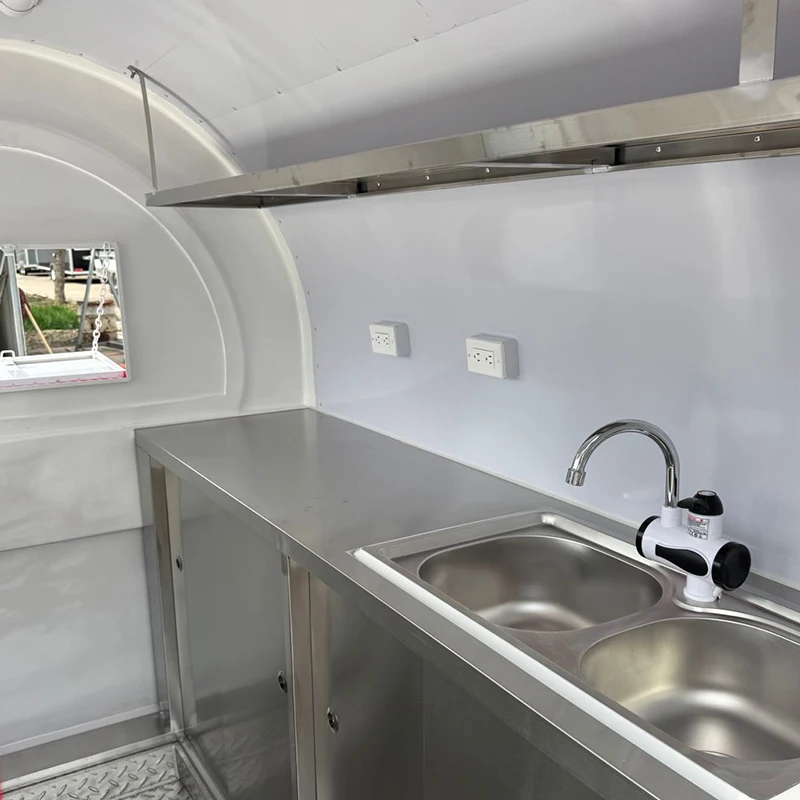 مقطورة كشك طعام خارجية قابلة للقطر باللون الأحمر مع عربة متنقلة ذات عجلة مستديرة للاستخدام التجاري #4