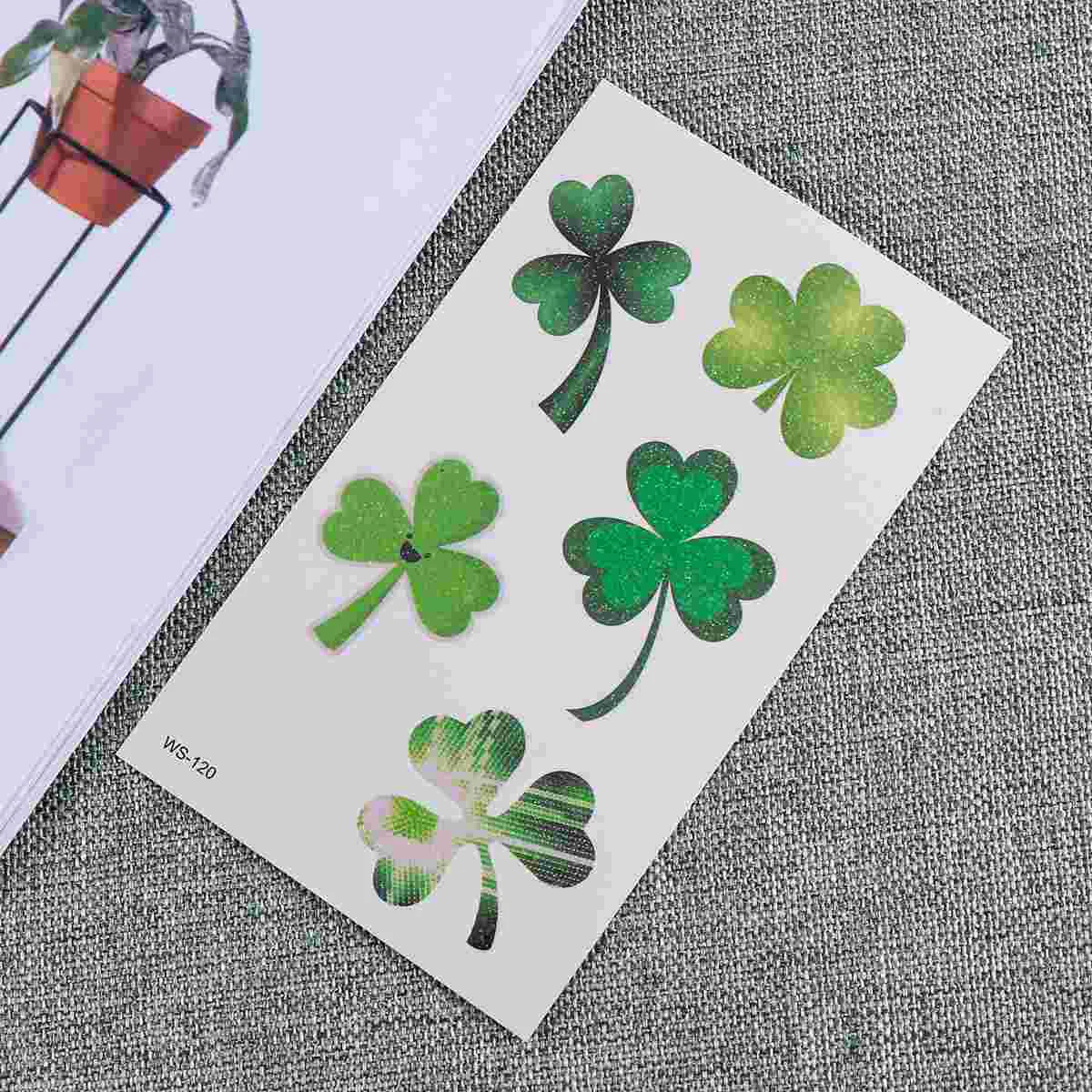 10 Blatt St. Patrick's Day Aufkleber Glitzer Vierblättriger temporärer Körper Umweltfreundliche Aufkleber (WS-12