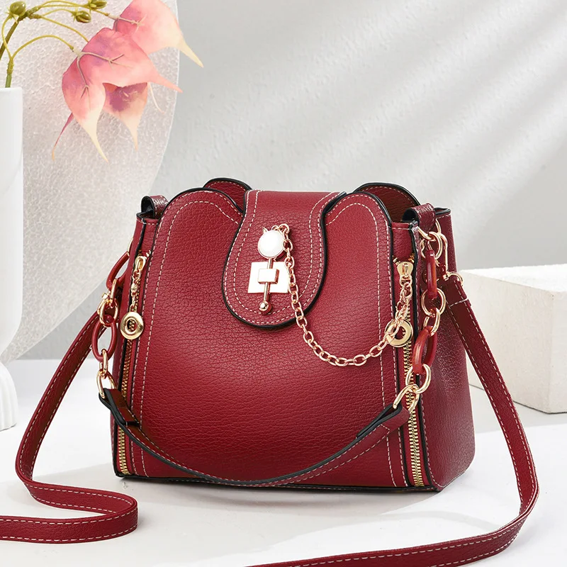 2025 حقيبة يد نسائية جديدة حقيبة تصميم فاخر دلو حقيبة الكتف حقيبة كروسبودي بولي Leather جلدية سعة كبيرة حقيبة كتف حقيبة محمولة باليد