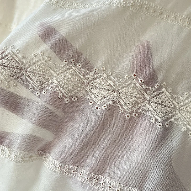 

Cotton apricot cut-out lace embroidery fabric thin embroidered striped wedding dress dress DIY sewing fabric 130cm wide