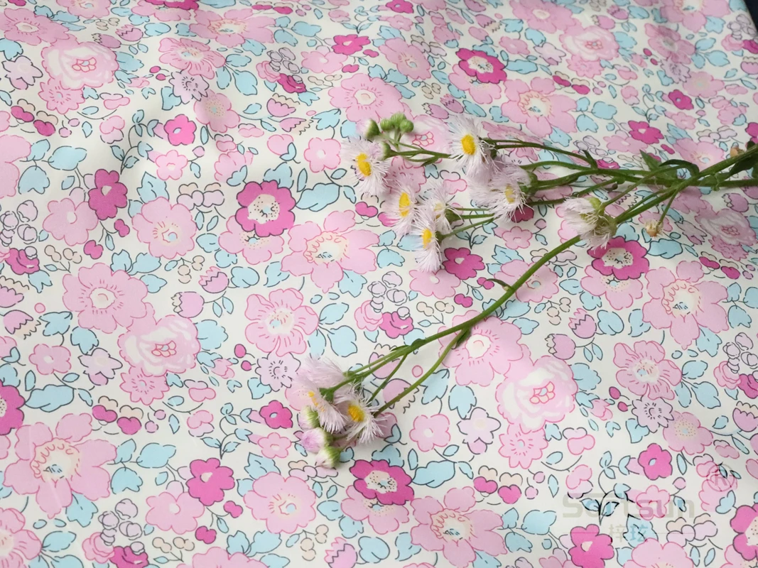 Betsy Floral 100% bawełna 80S jak Liberty tkaniny druk cyfrowy na szycie ubrań sukienki spódnica dzieci projektant popelina szycia