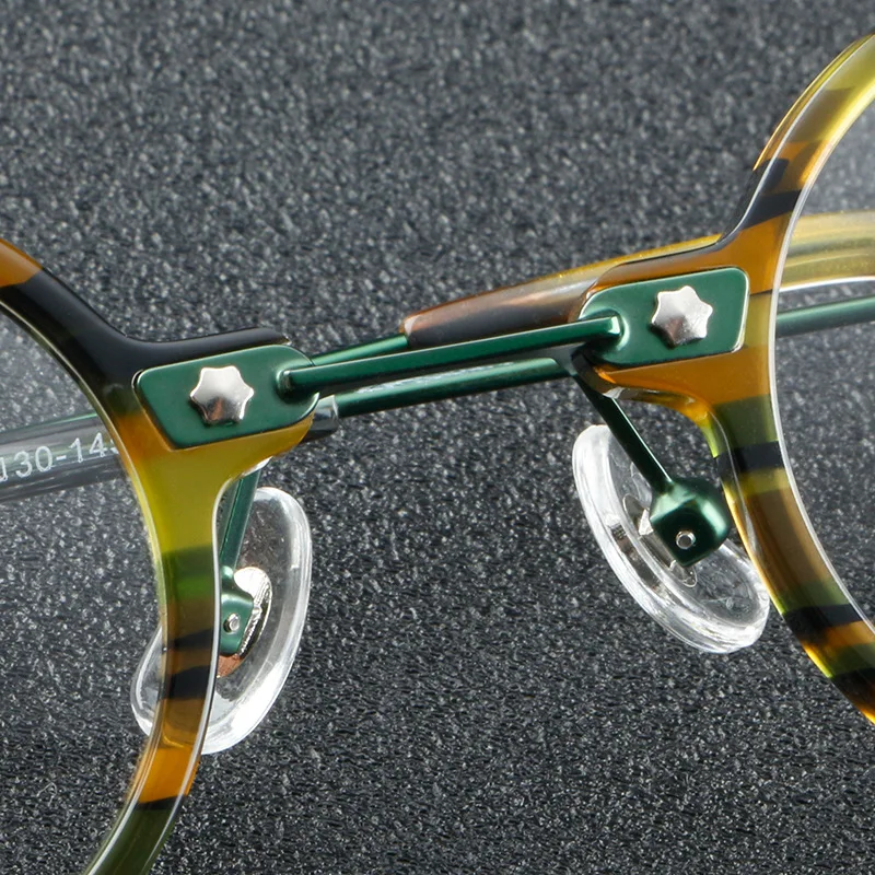 New Retro Round Men's And Women's Eyeglass Frames Made Of Sheet Metal Ultra Light Metal Optical Prescription Frame 56012