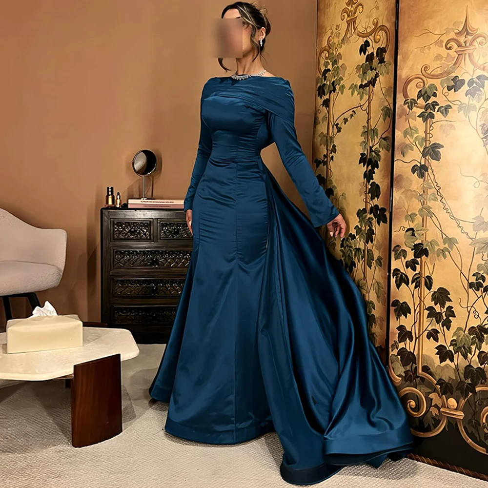 

Luxury Satin Evening Dress Exquisite Backless Customized Celebrity Gowns Temperament Sweep Train Long Sleeves Celebrity Gowns