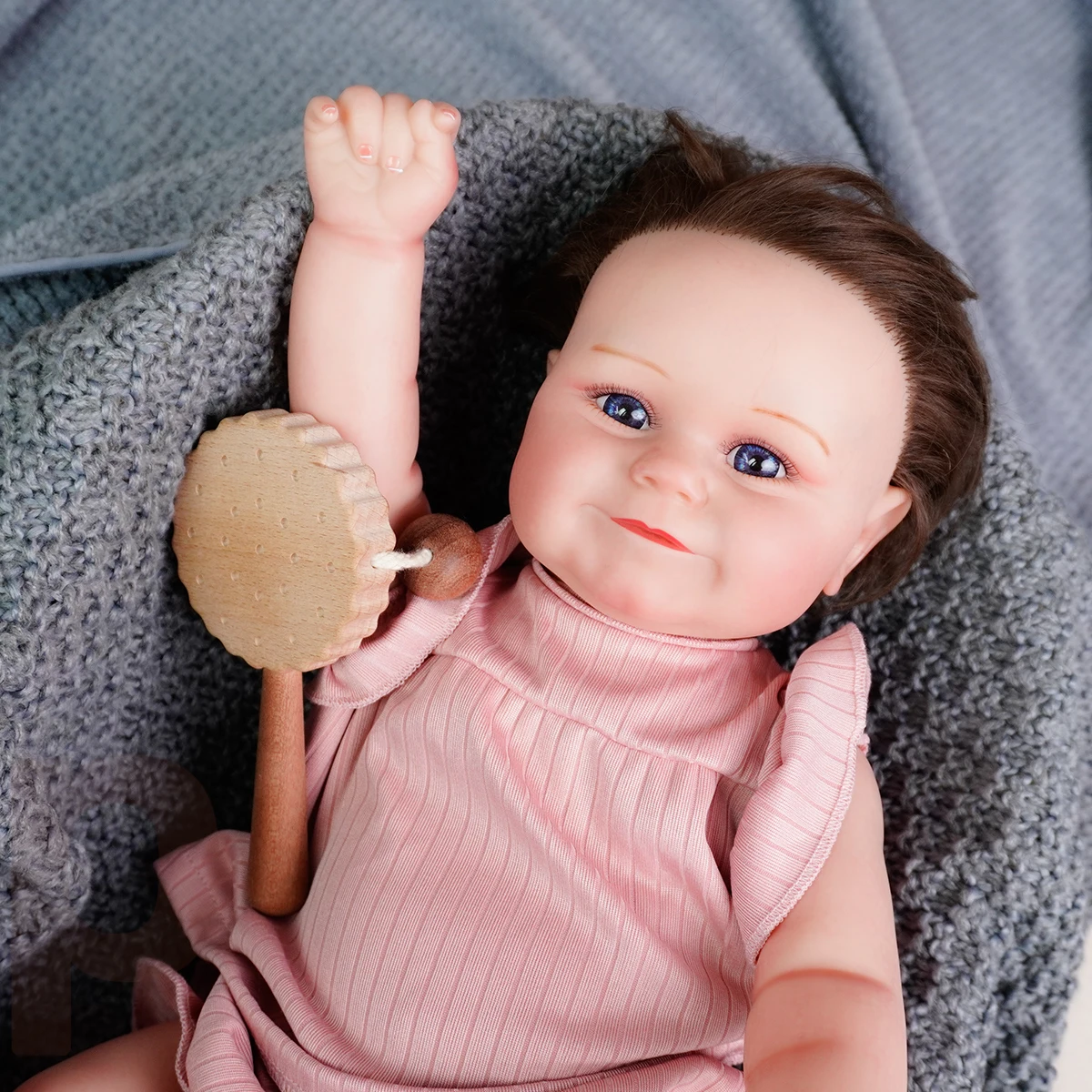 

A Lifelike Newborn Baby Doll Sleeping on A Cute Girl's Body Made Entirely of Vinyl Baby Doll with Gift Box and Accessories