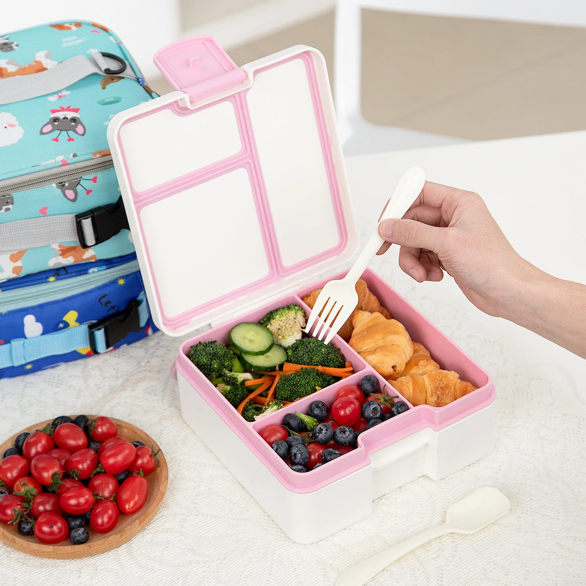 Isolierte Lunchtasche mit Cartoon-Motiv, niedliche, mit Blumenmuster bedruckte Lebensmittelhandtaschen, tragbare Thermo-Lunchtasche, Frischhaltebeutel, Tragetasche für Studenten – Detail 4