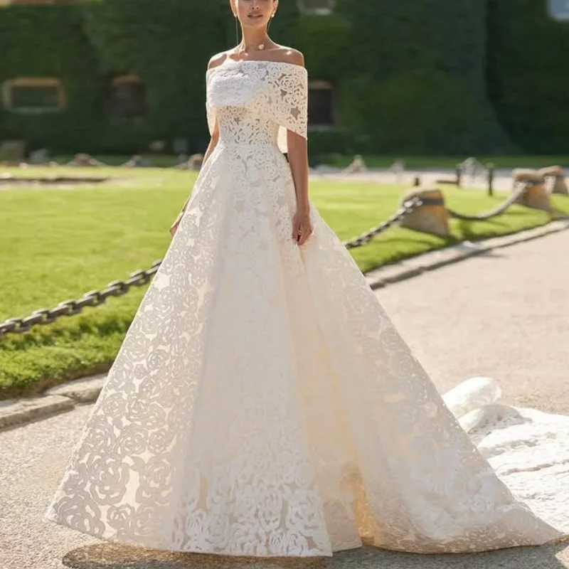 

ivory white Wedding Dresses off-shoulder The corset lace decal off-shoulder Bridal Gowns multi-layer Made
