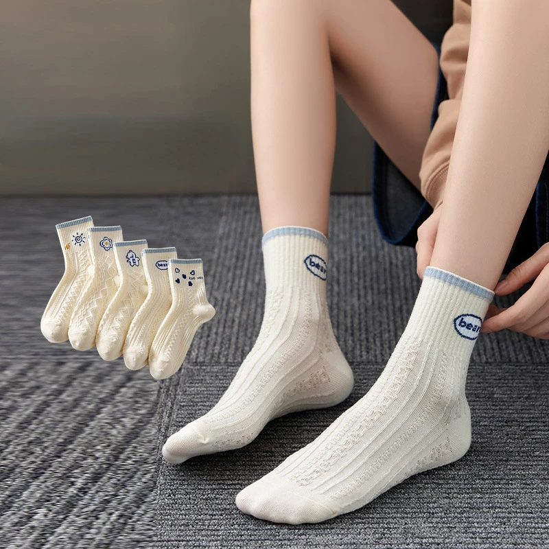 5 Pairs Girls Socks Cute Sun bear Print Sweet Style Skin-Friendly Comfortable And Breathable Pure Cotton For women