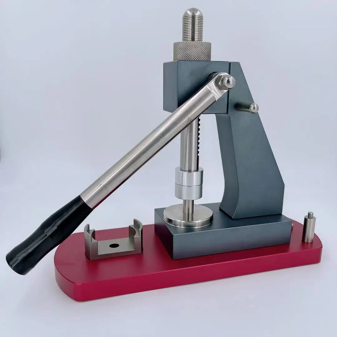 Added the function of digital precise depth adjustment of the scale line, free dismantling and pressing glass capping machine