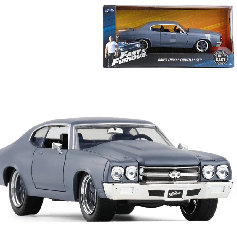 Jada 1:24 1970 Chevrolet Chevelle SS High Simulation Diecast Car Metal Alloy Model Car Toys for Children Gift Collection J193