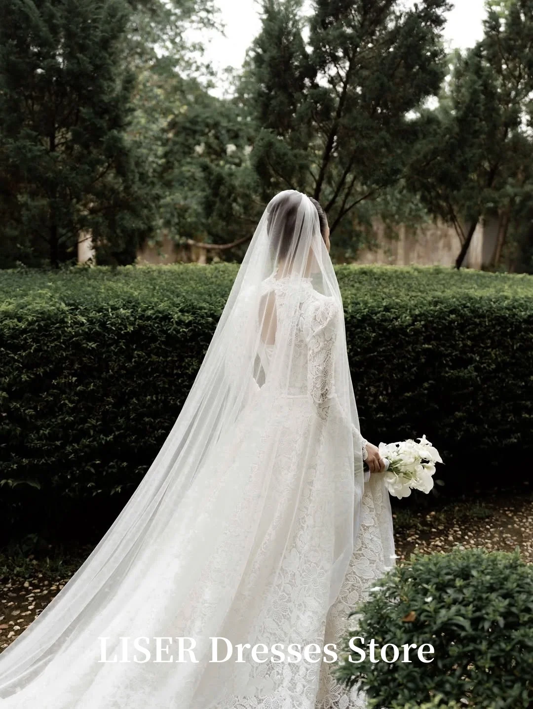 Liser High Neck A-Line Luxury Wedding Dresses Silk Lace Elegant Long Full Sleeves Bridal Gowns Customized فساتين زفاف