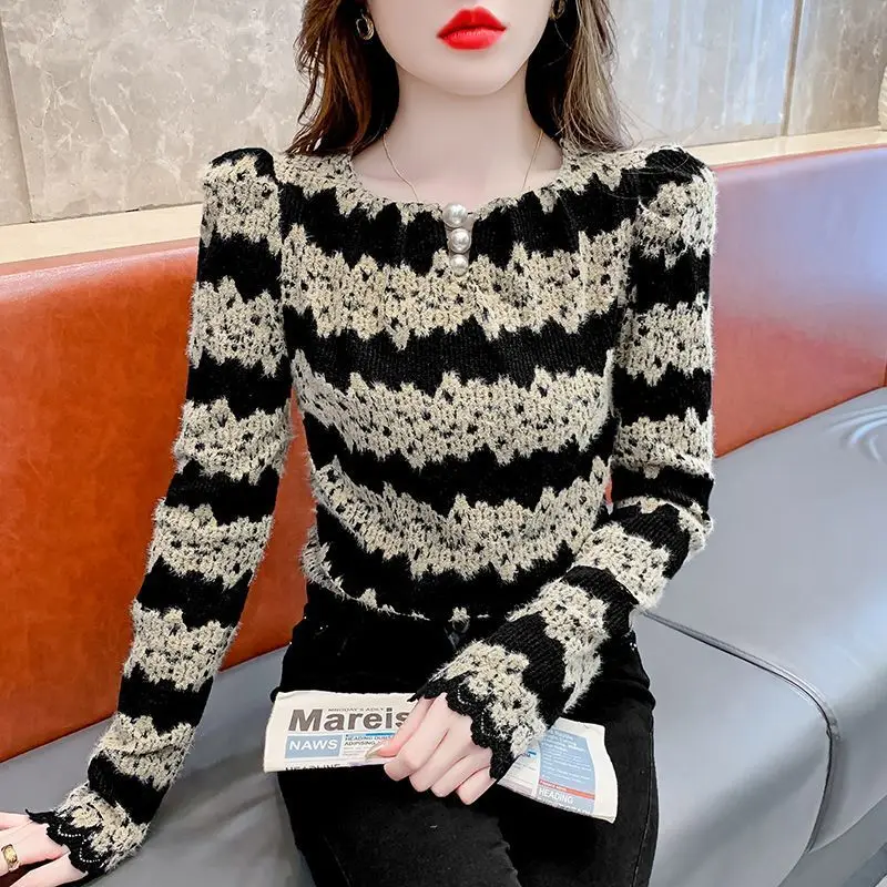 Vintage Autumn Winter Women's O-Neck Striped Embroidered Lace Grind Hair Contrast Color Fashion Loose Long Sleeve T-ShirtsTops