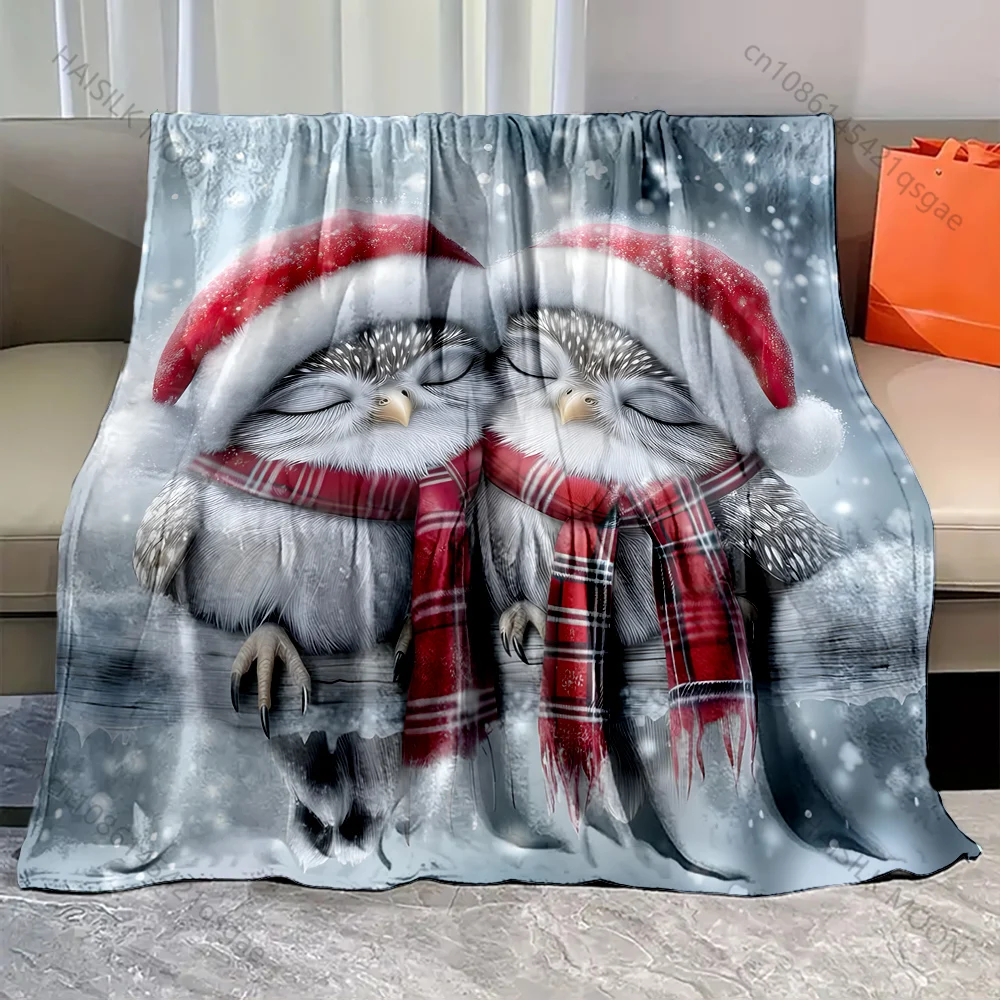 Owl wearing Santa hat love pattern Blanket Flannel Material Soft Warm for All Seasons,For Home Outdoor Camping Picnics RV