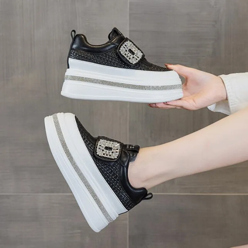 أحذية بيضاء جديدة للصيف والخريف أحذية رياضية داخلية مرتفعة ونعل سميك لون نقي مقاومة للاهتراء ومتعددة الاستخدامات وقابلة للتنفس #3