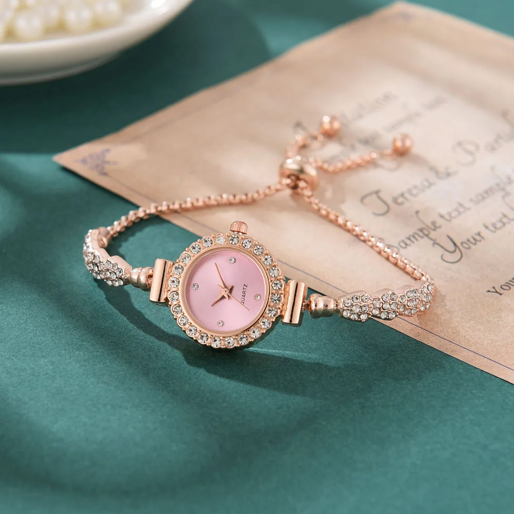 

2024 New Exquisite Diamond Round Adjustable Bracelet Women's Quartz Watch