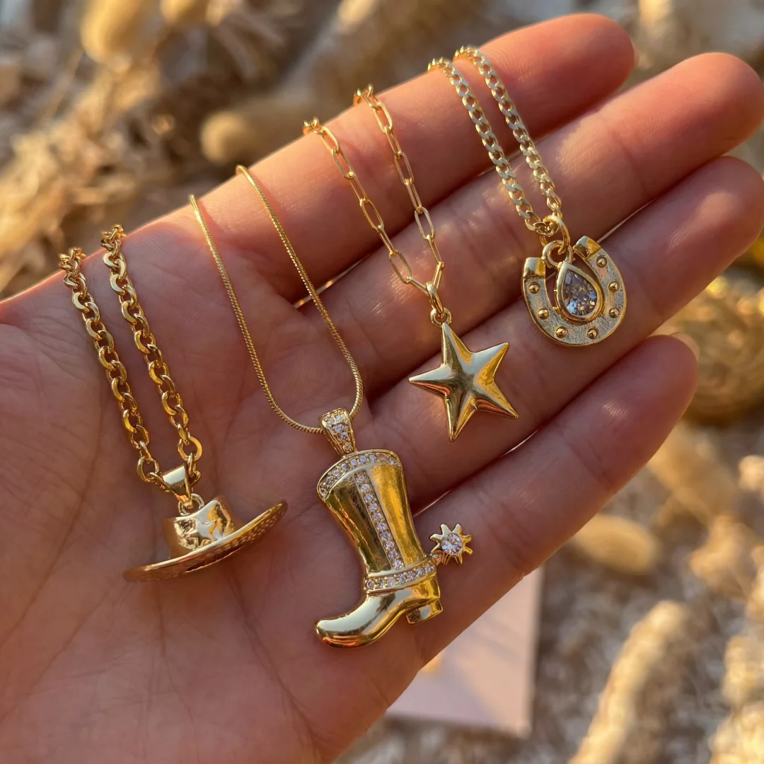 18K Gold Plated Stainless steel artistic retro cowboy boot cap horseshoe star necklace plated with gold for color preservation