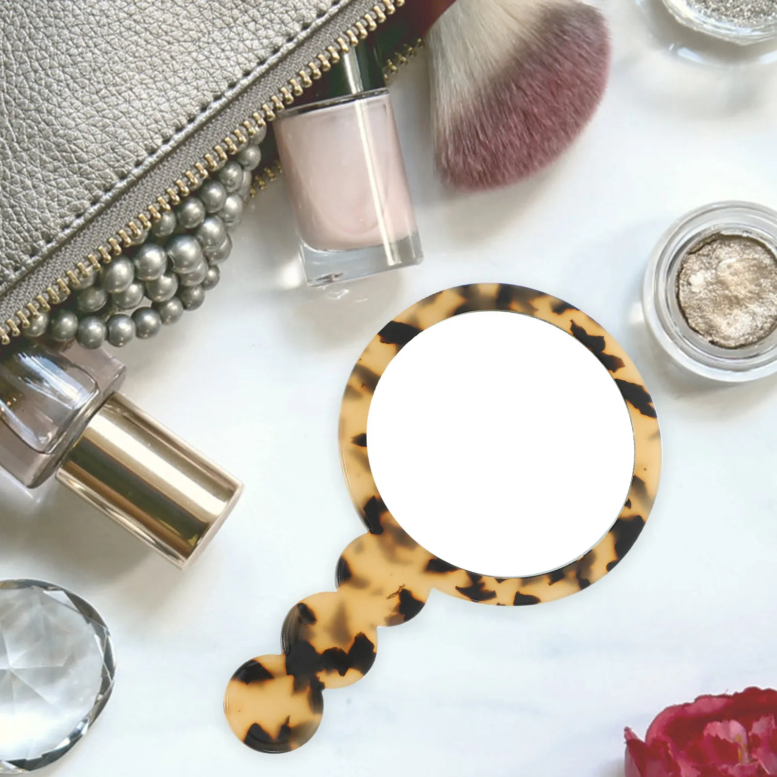 Portable Vintage Round Hand Mirror for Women – Lightweight Travel Makeup Mirror with Handle, Clear Reflection