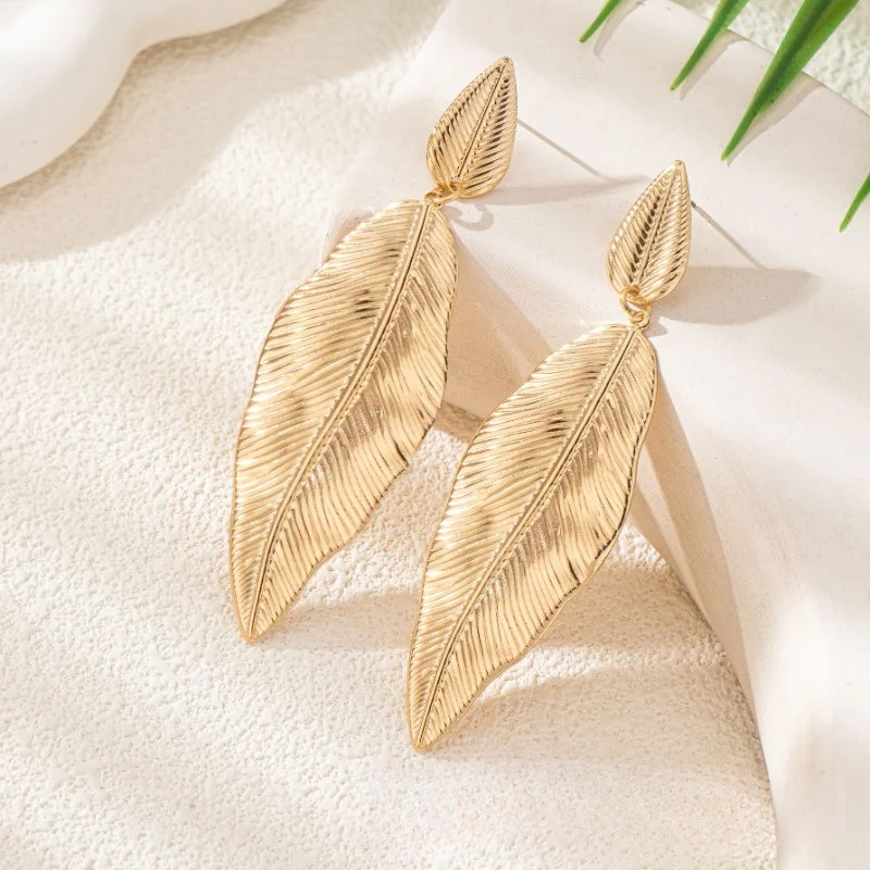 Long Earrings For Women Leaf Exaggerated Retro Metal Ear Accessories Holiday Party Gift Fashion Jewelry BE484