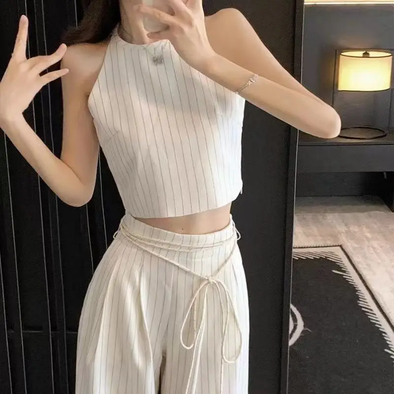 2025 Estate Nuovo set elegante per le donne Estate 2025 Nuovo bellissimo gilet di moda slim fit di fascia alta e pantaloni a gamba larga Set a due pezzi