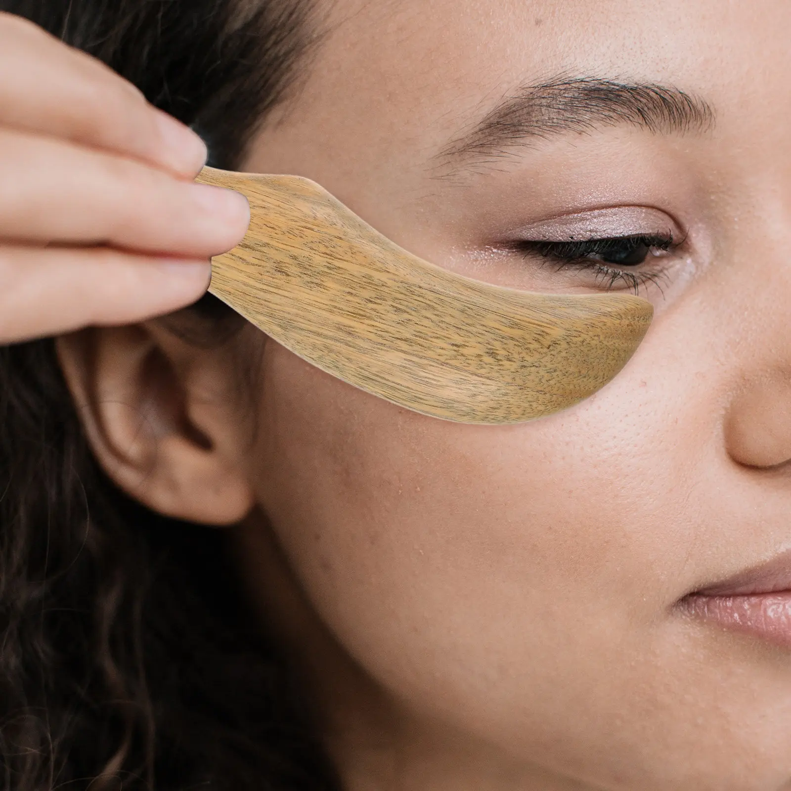 

Gua Sha Board Natural Sandalwood Facial Body Massager Home Use Promotes Circulation Durable Skin Care Tool Wooden Massage