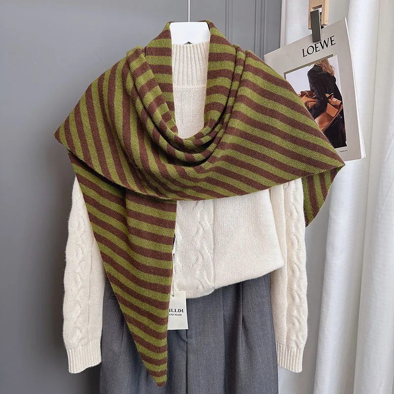 

2025New Winter Color-Block Striped Scarf Women100%wool warm and elegant shawl scarf casual wear