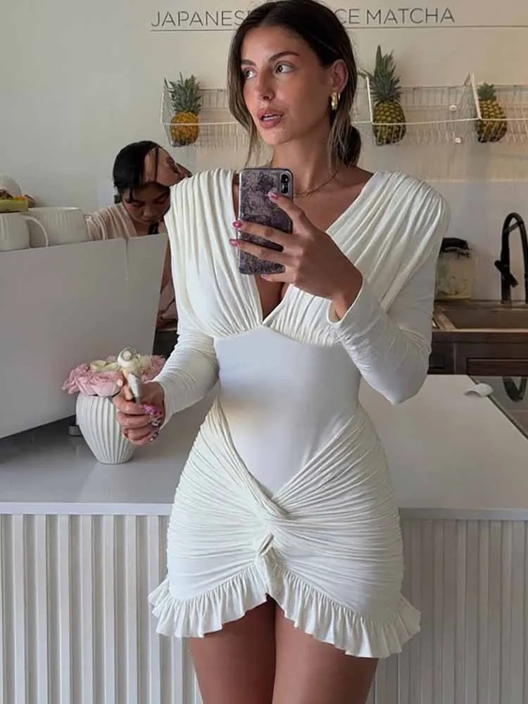 BKQU Elegante V-hals Ruches Mini Jurk Vrouwen Lange Mouw Cross Ruches Zoom Sexy Bodycon Nachtclub Jurken Klassieke Herfst Vestido