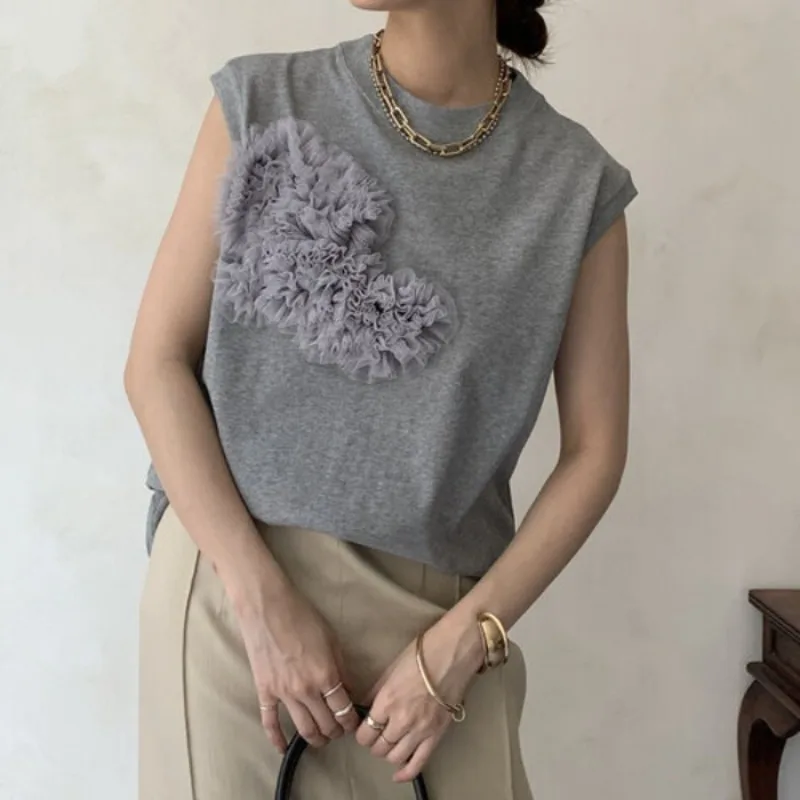 

2025 Summer Mesh Flower Sleeveless Vest T-shirt Women Korean Chic Casula Loose Versatile Commuter O-neck Tanks Tops Ladies Tees