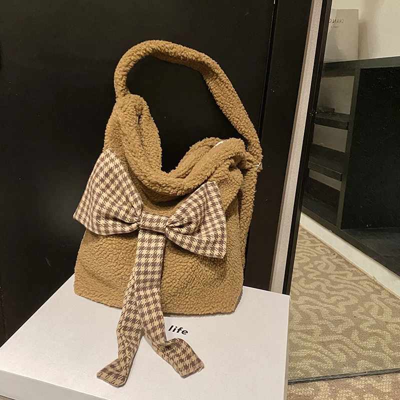 

Bow Sewing Thread Shoulder Bags Milk Cotton Versatile 2024 Autumn Retro Style Commute New Fashion Single Women's Crossbody Bag