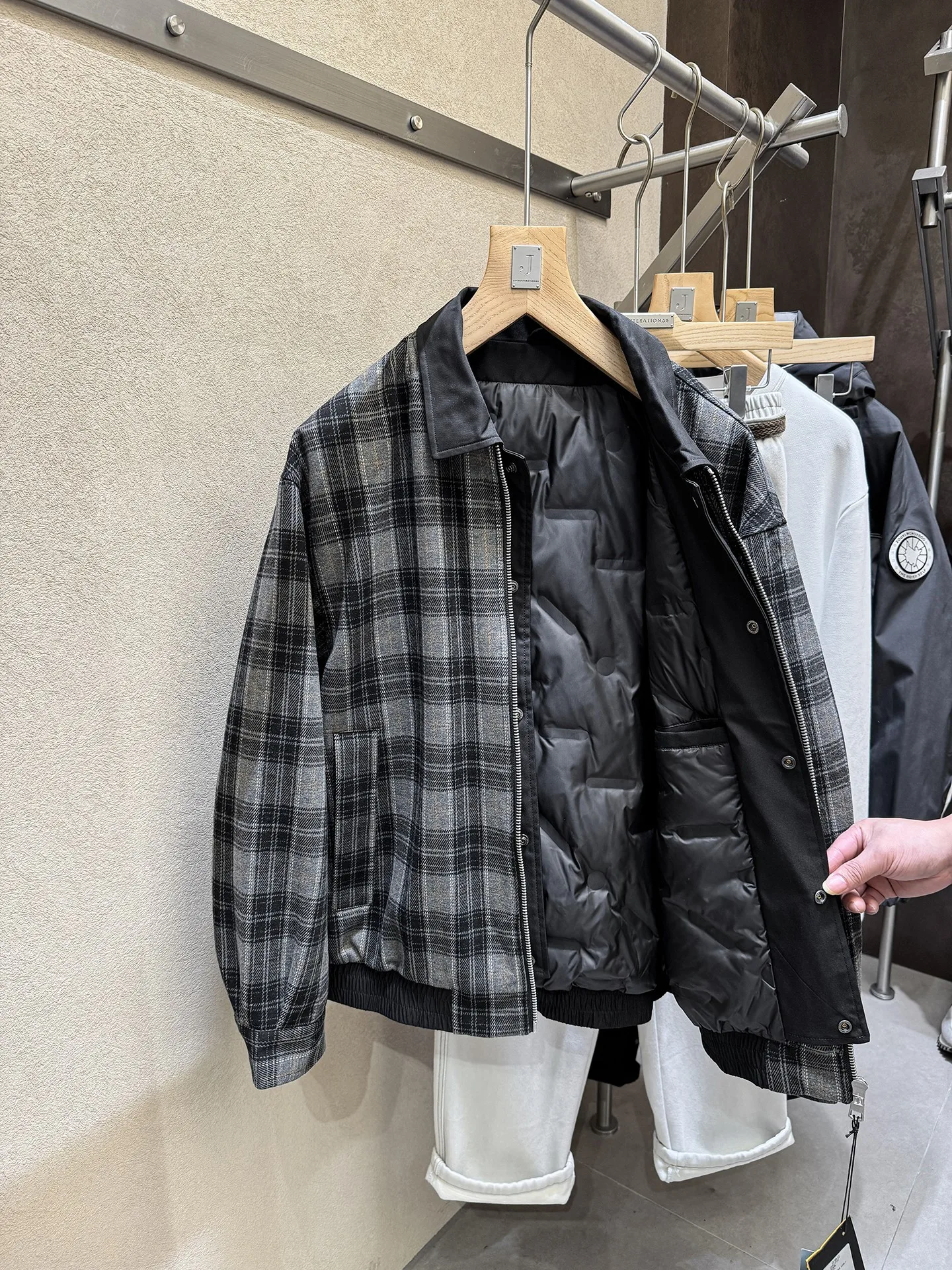 

90% down Men's Quilted Jaet Plaid Patterned Thiened Winter Coat Casual Sle Polyester Fiber Long Sve Warm Outerwear