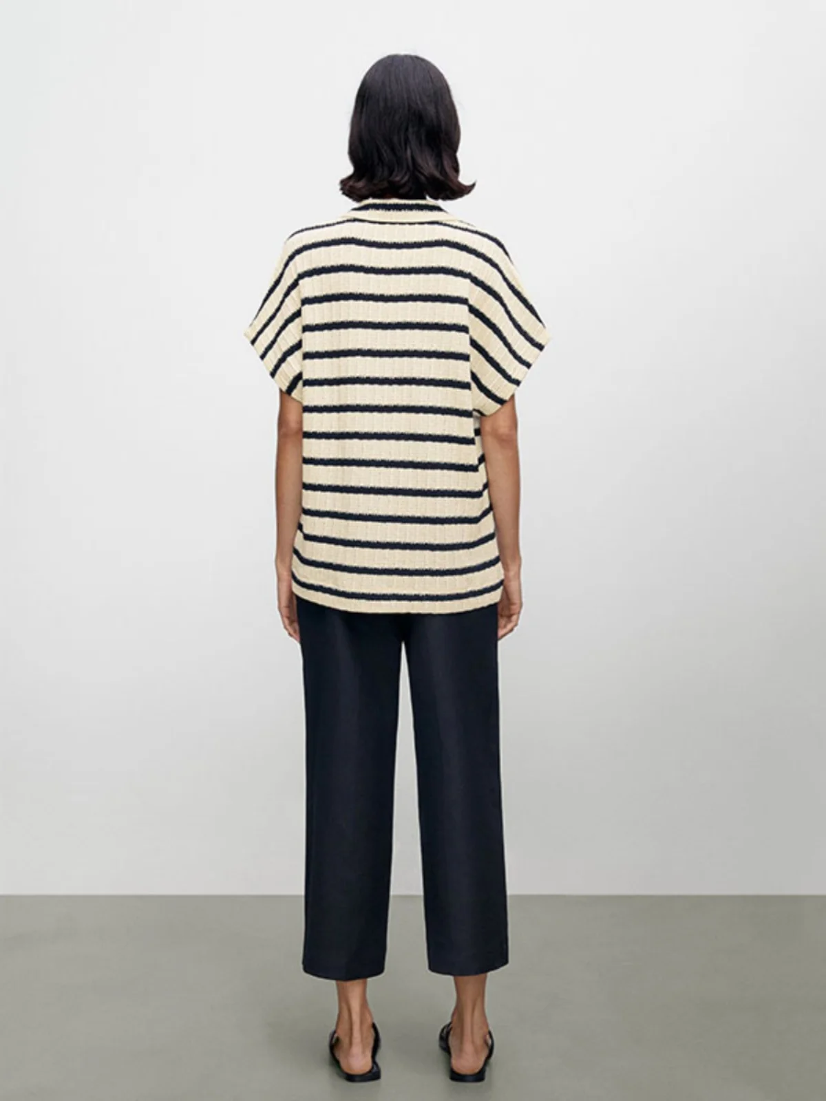 Luźna dzianinowa bluzka/szorty z krótkim rękawem, nowość na lato 2023, damska moda, dekolt w serek, elegancka, uniwersalna, codzienna bluzka/top.