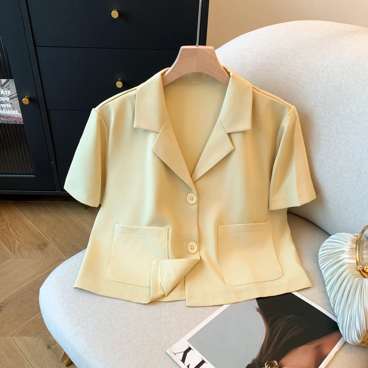 

Summer Women Short Sleeve Shirt New Simple Temperament Single Breasted Suit Coat French Style Classic Short Cardigans Tops