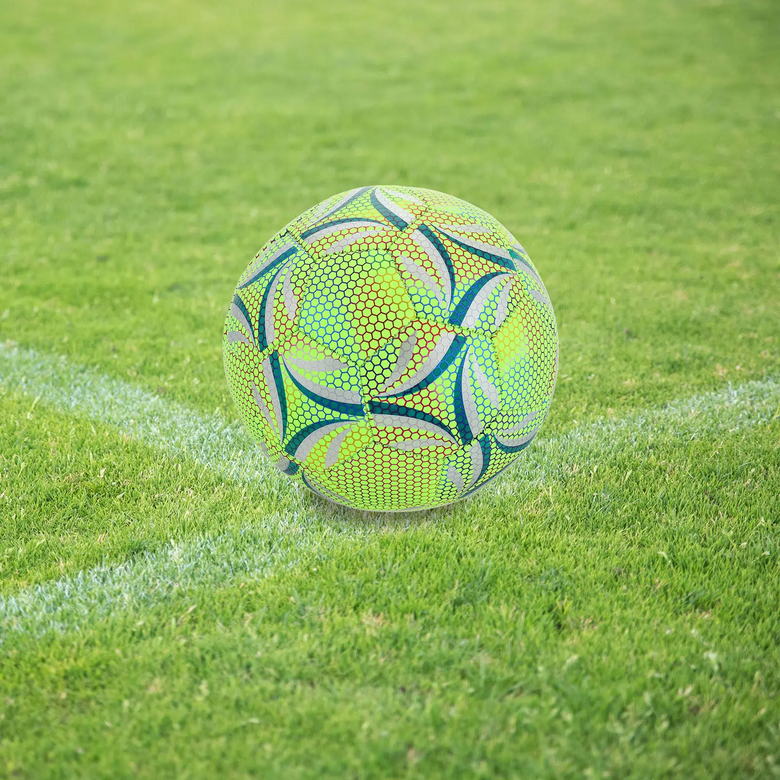Pallone da calcio luminoso, id - Party Games Night recensione e prezzo