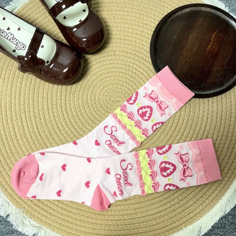 Damen-Socken mit Kawaii-Erdbeer-Kuchen-Print, süße, süße Lolita-Socken in mittlerer Wadenlänge für den täglichen Gebrauch, Cosplay-Party – Detail 9