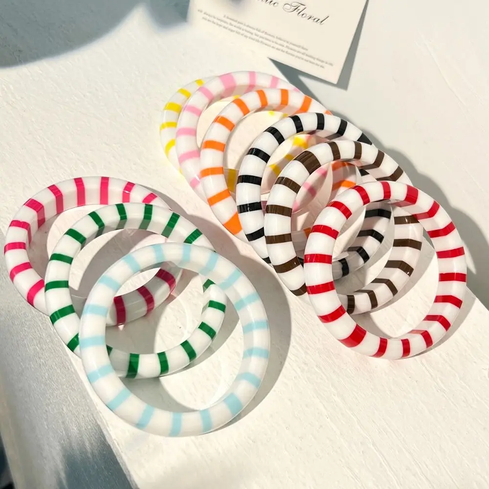 Vintage Resin Acrylic Bracelets Color Blocked Hand Ring Stripe Bangle Wristband Korean Curved Tube Bangle Lady Gifts