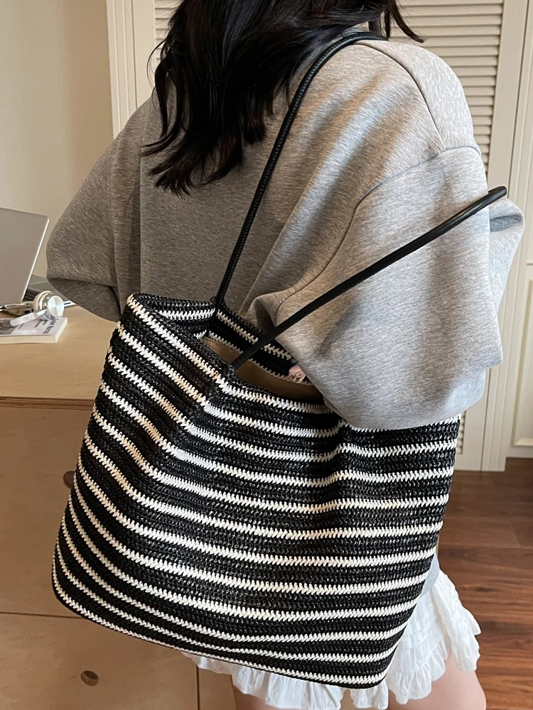 

Large Capaci St Woven Tote Bag Women's Summer 2025 New Sle Rainbow Beach oulder Bag Versatile Casual Handbag