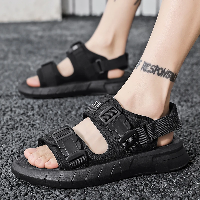 New Men Sandals Soft Comfortable Non-Slip High Quality Beach Vacation Mens  Sandals Summer Casual Flat Thick Soled Driving Shoes