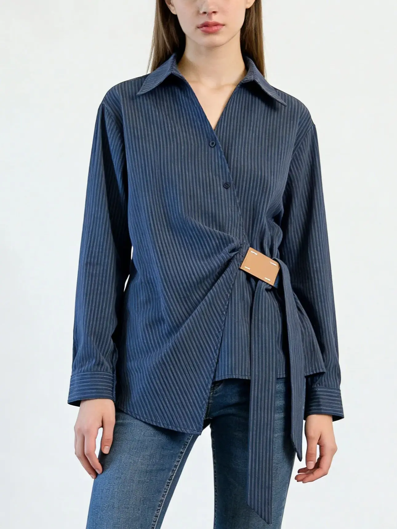 

Женская синяя полосатая асимметричная повседневная рубашка с V-образным вырезом, длинным рукавом, приталенная, в стиле французского шика, ретро-топ, новинка 2026 года