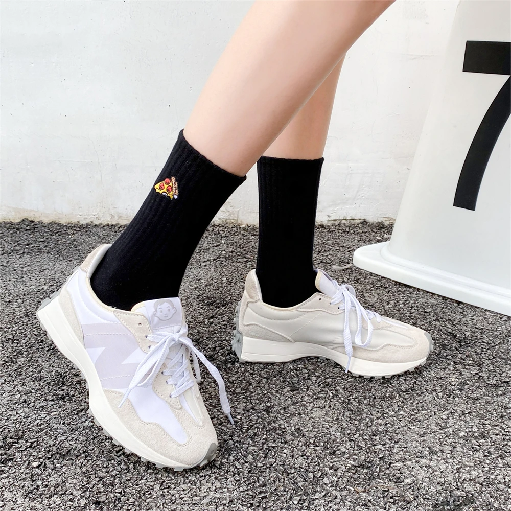 Warm Winter New Funny Embroidery Hamburger Pizza Pattern White Black Gray Casual Hipster Thic Socks Christmas Gift Dropship