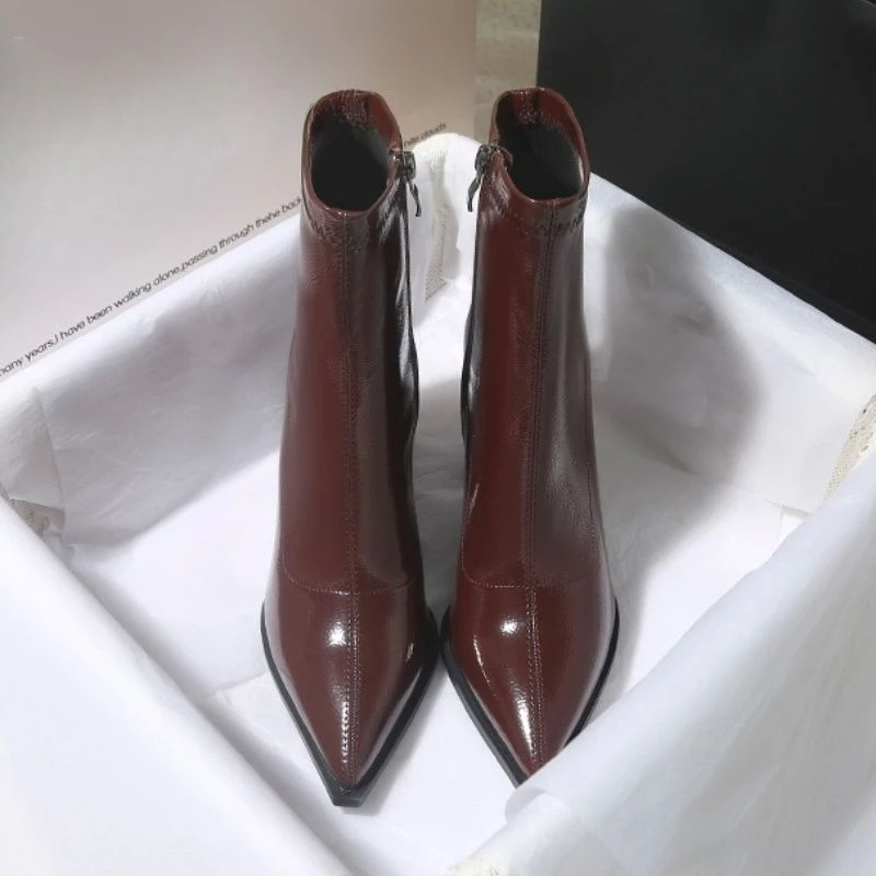 

Кожаные ботильоны с теплым коричневым мехом, женские короткие туфли в британском стиле, тренд 2025, новинка в обуви, распродажа в стиле рок, популярные женские ботильоны из искусственной кожи