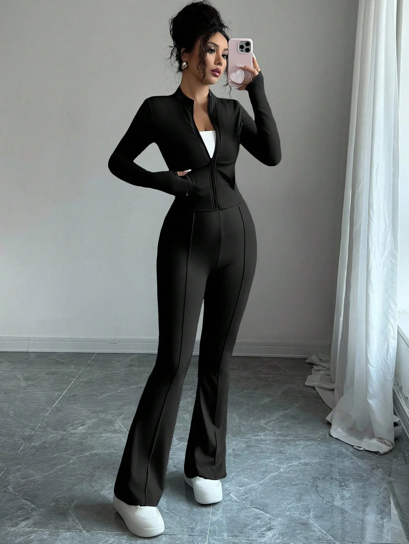 

2026 New Women's Elegant Two Piece Set Stand Collar Zipper Slim Fit Top with Flared Pants Casual Tracksuit