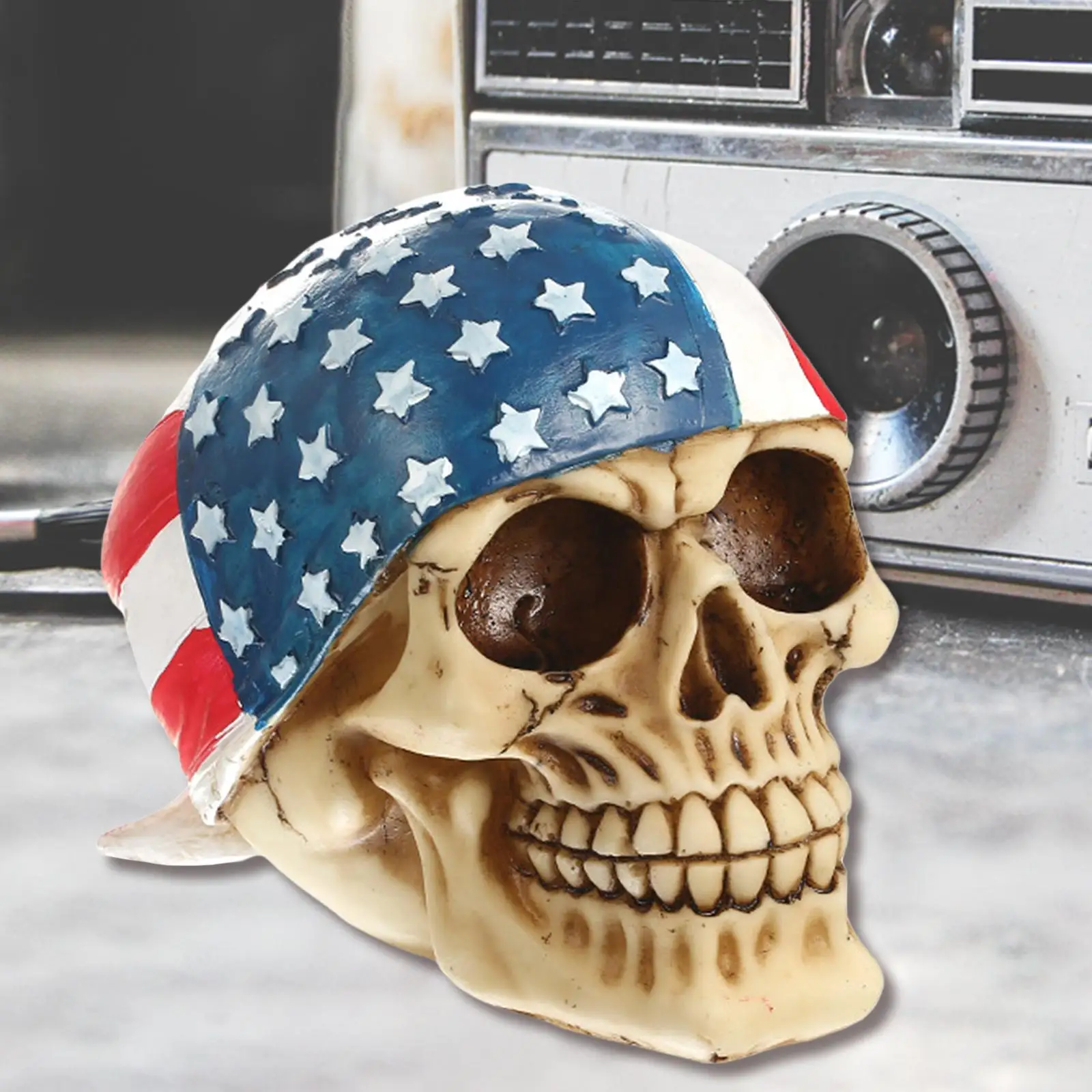 Decorative Resin Skull Statue Gothic Skeleton Head Figurine Halloween Carving Model Ornament for Desktop Shelf Home Bar Spooky