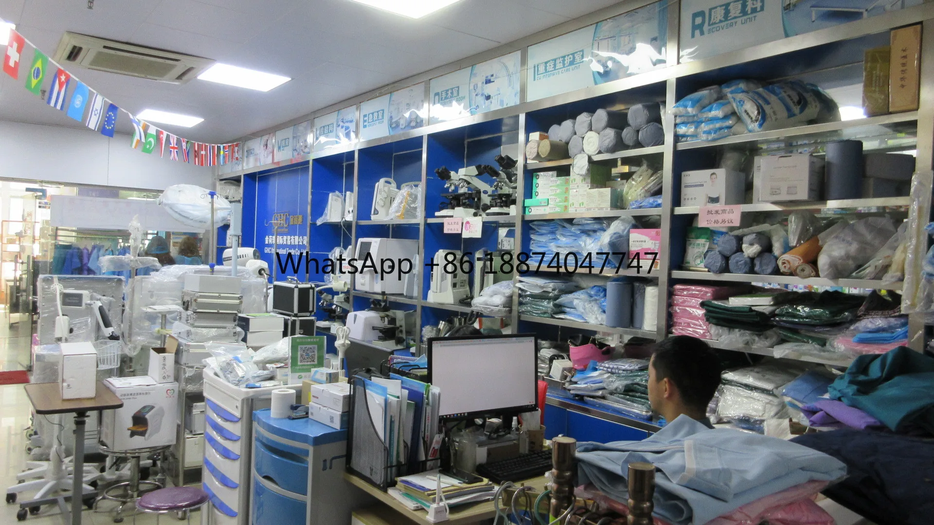 Laboratory Teaching Multi-head  Infinite Optical Biological Microscope Price For 2 people observation