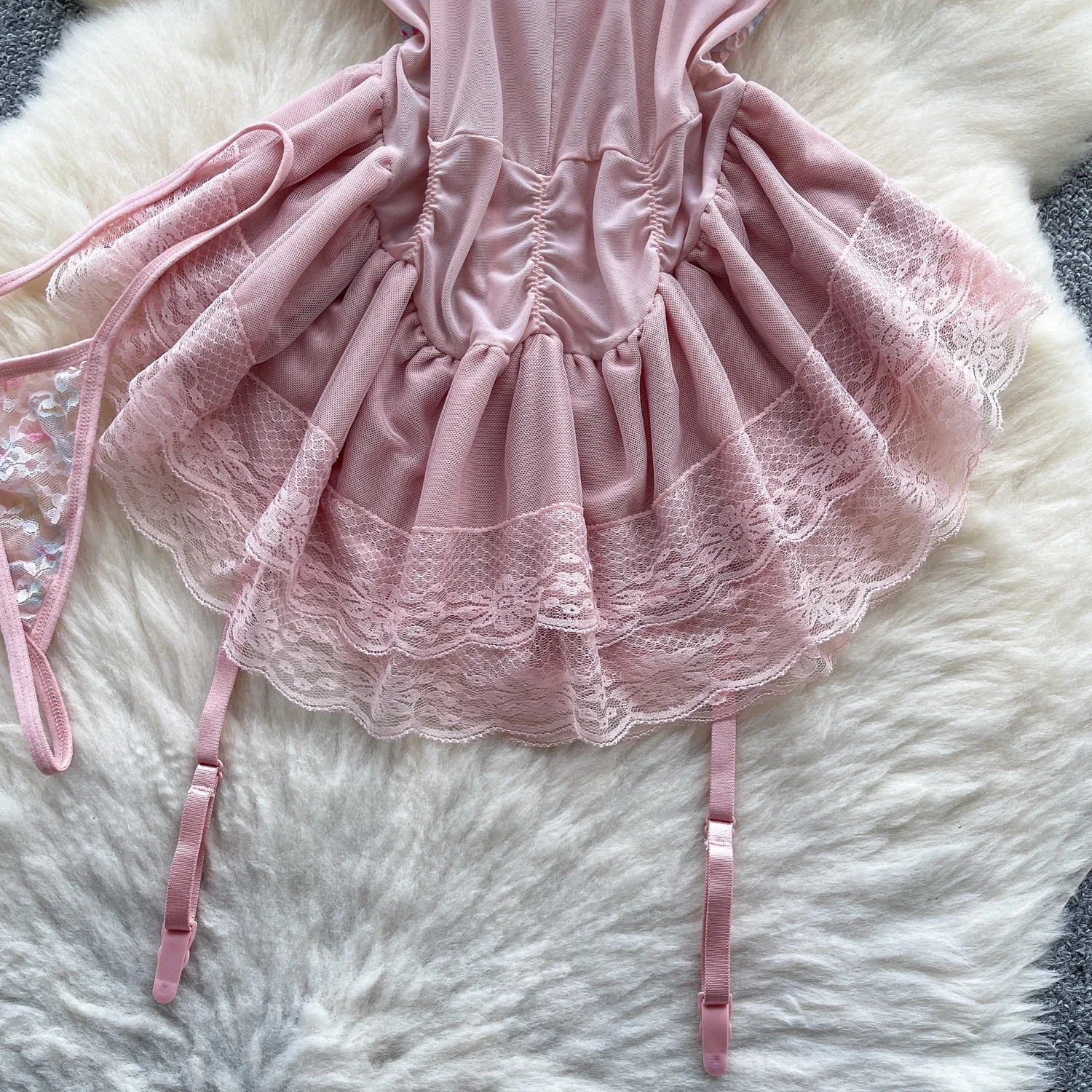 Koronkowa sukienka erotyczna typu mini, bez rękawów, z siateczki, modelująca sylwetkę, z kwiatowym wzorem, nowa, na ramiączkach, typu gorset, bielizna nocna.