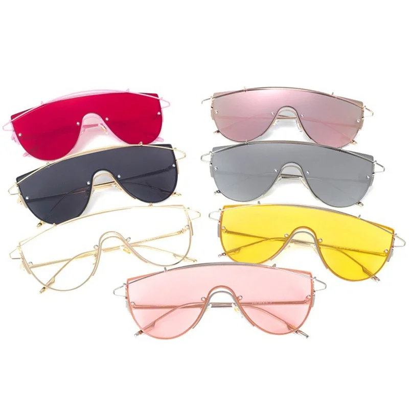 Ovesized Sunglasses for women and men Fashion Extra Big Eye wear for sale with case in High Quality Designer Glasses Red Pink