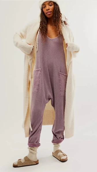 

Women's Fashion Cami Bib Overalls Solid Color V-Neck Big Pockets Sleeveless Jumpsuits Spaghetti Strap Long Rompers