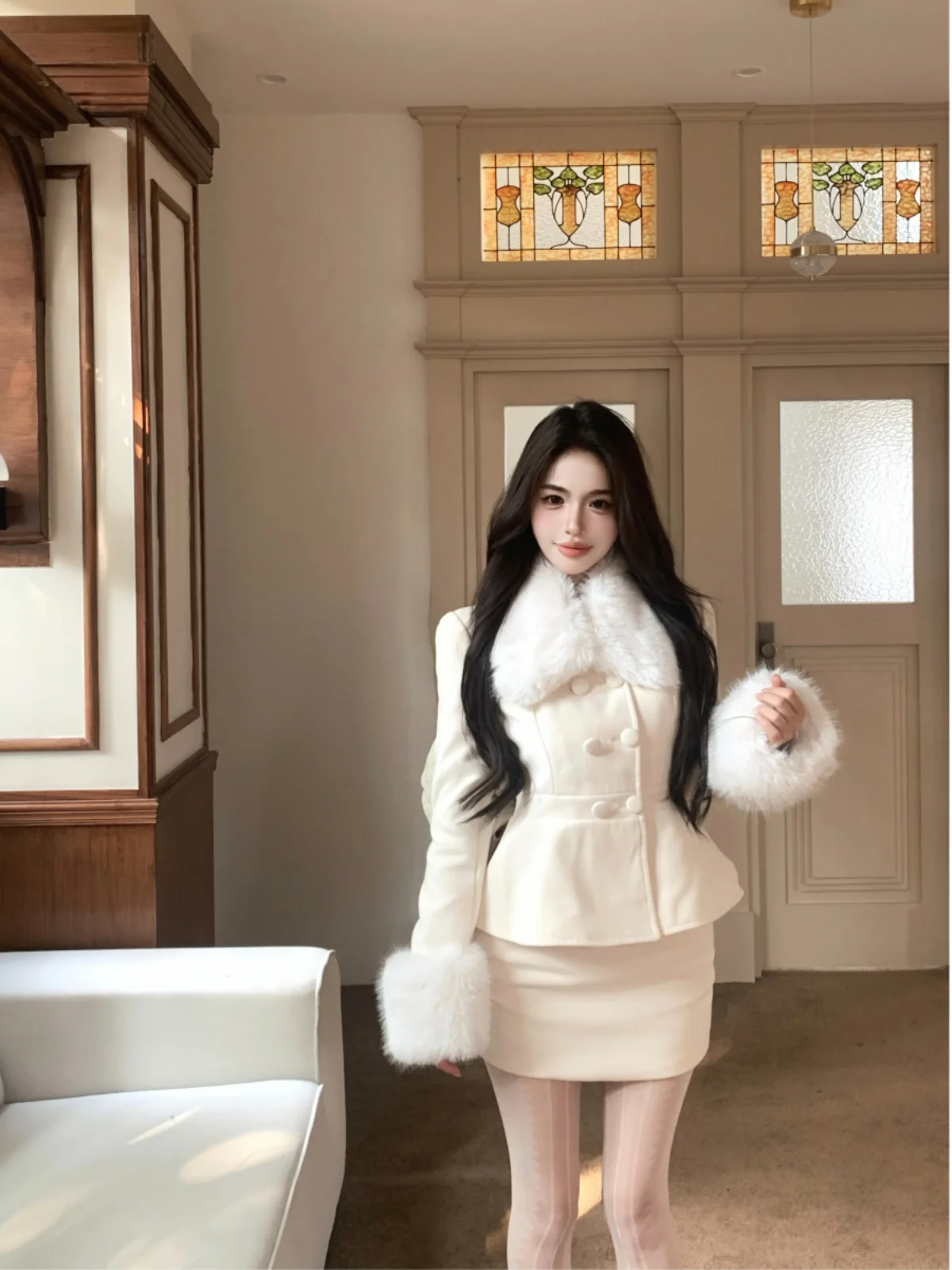 Qianjin Socialite Temperament Set Women Autumn 2024 New Fur Collar Waist Hugging Woolen Jacket Half Body Two piece skirt