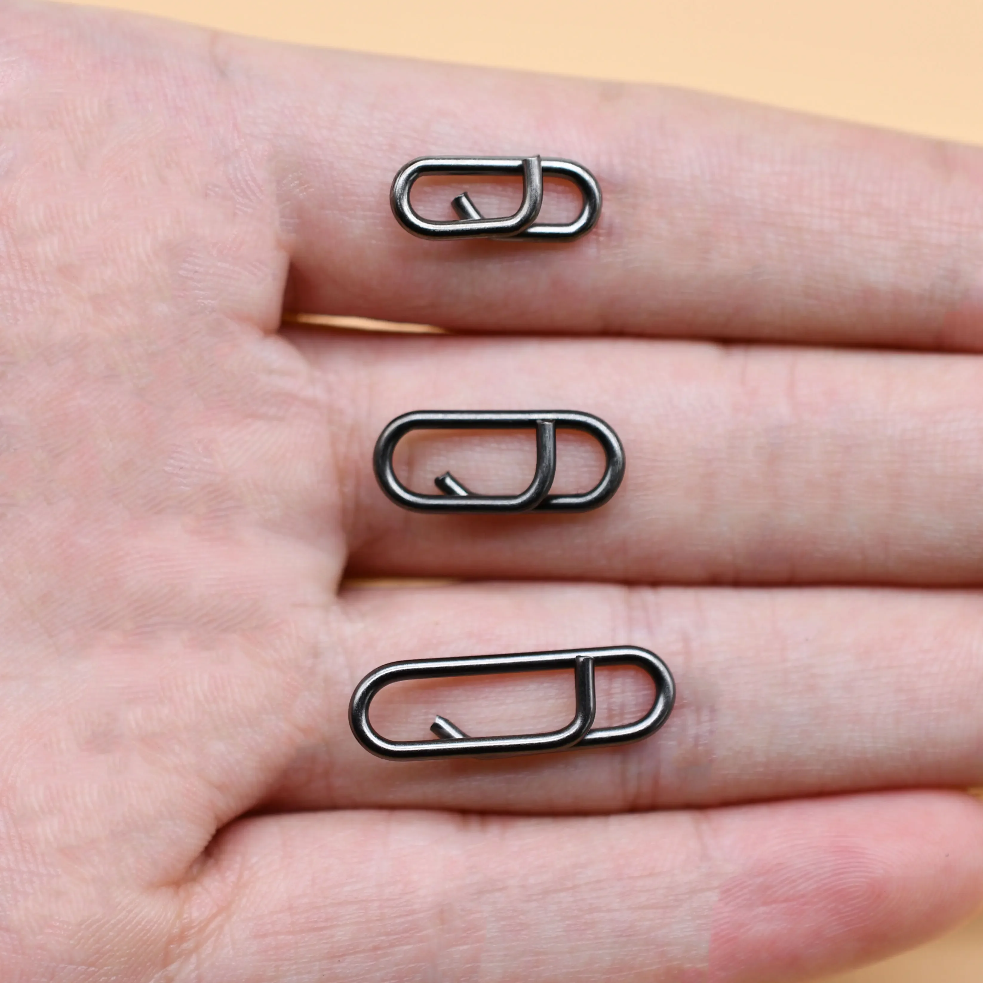 Topranc 60 peças clipes rápidos de bloqueio de pesca, conectores de fivela de bloqueio de aço inoxidável suave para entusiastas da pesca em água salgada