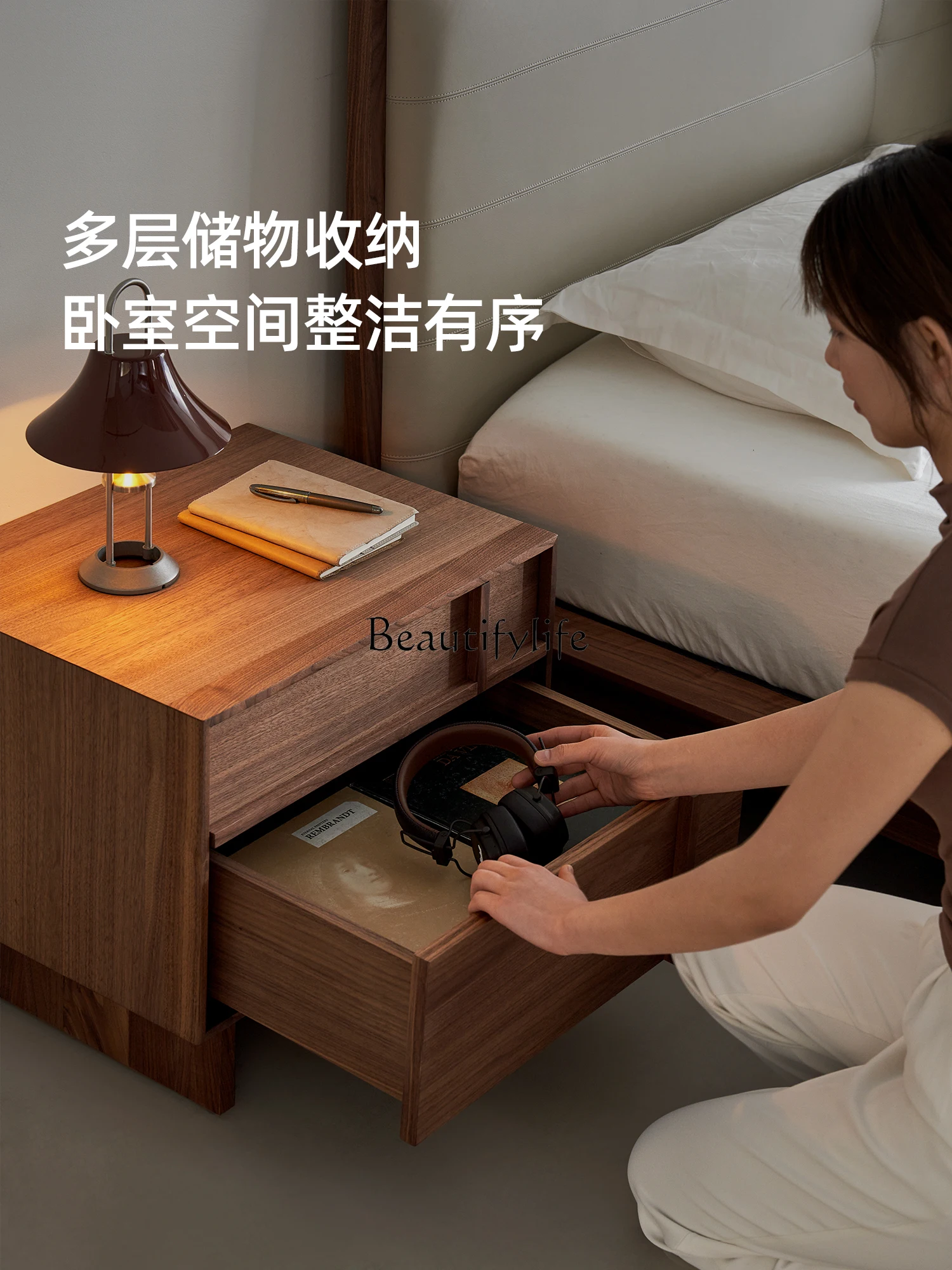 طاولة بجانب السرير لتخزين خط العظام من الخشب الصلب من خشب الجوز الأسود في أمريكا الشمالية