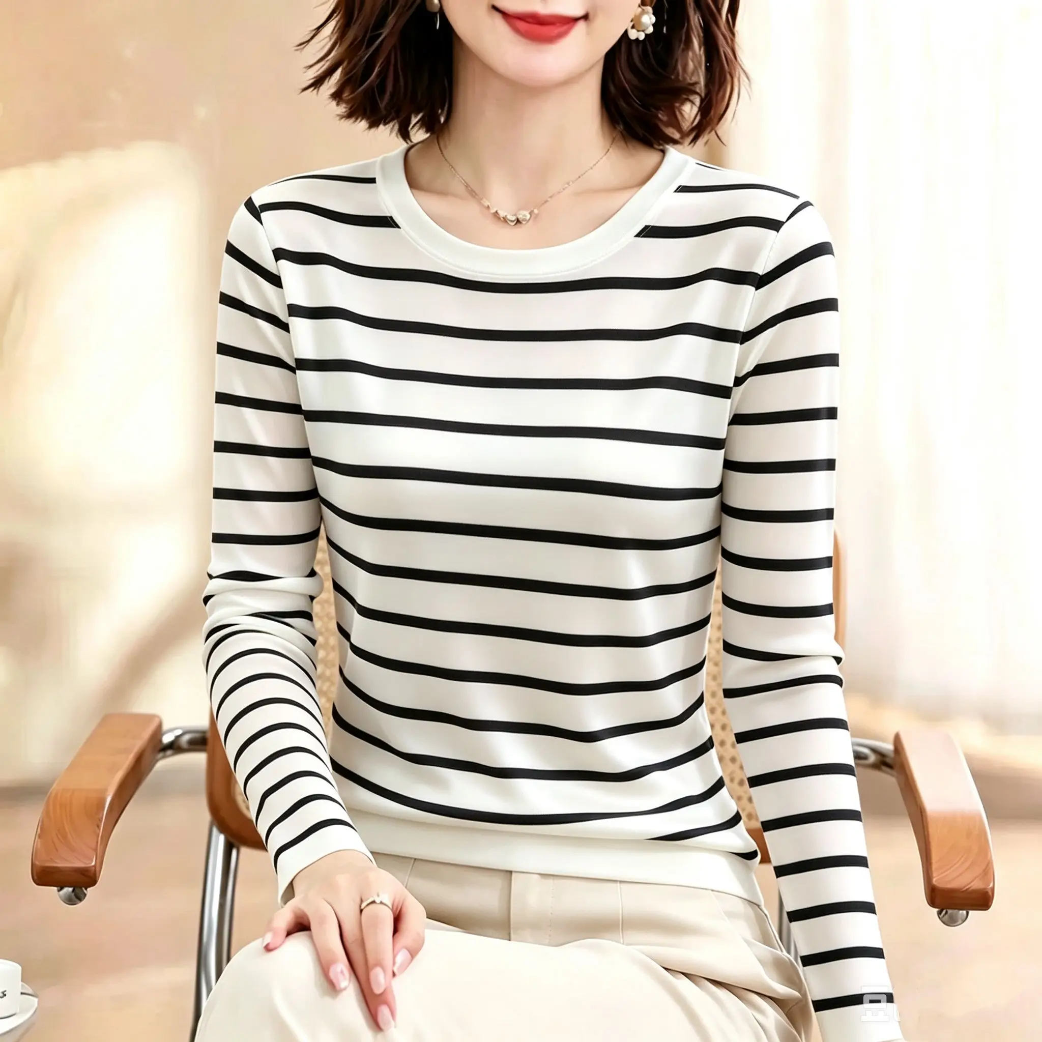Women's Basic Long Sleeve round Neck T-shirt Slim Fit Casual Style Polyester Fabric Commute Top Soft Elastic Bottom Shirt