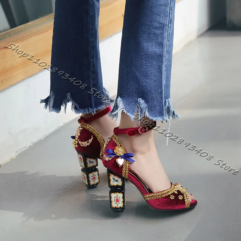 Metal Decor Flock Ethnic Sandals Pointed Toe Strange Style High Heels Sandals Women Retro Style Shoes 2023 Zapatos Para Mujere